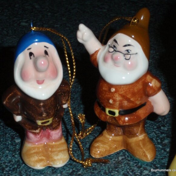 SNOW WHITE AND THE SEVEN DWARFS WALT DISNEY CHRISTMAS ORNAMENTS JAPAN - RARE! - Picture 3 of 9